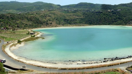 Pantelleria: guida alla scoperta di dammusi e delle acque sulfuree