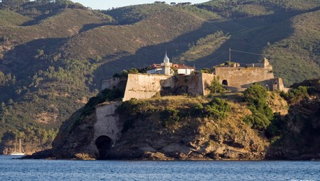 Porto Azzurro, Rio e le miniere di ferro dell’Elba